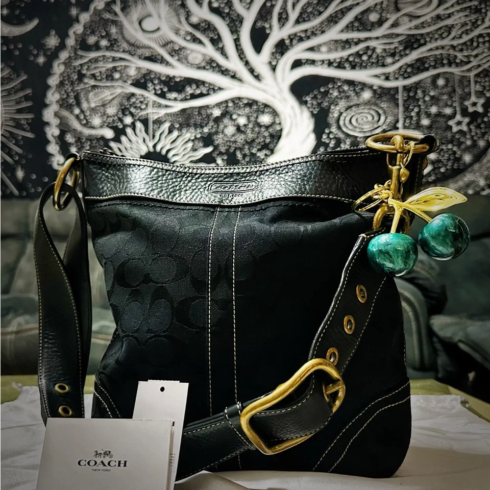 Vintage Coach soho shoulder Bag Black and Gold Women's handbag 2006 - Picture 16 of 16